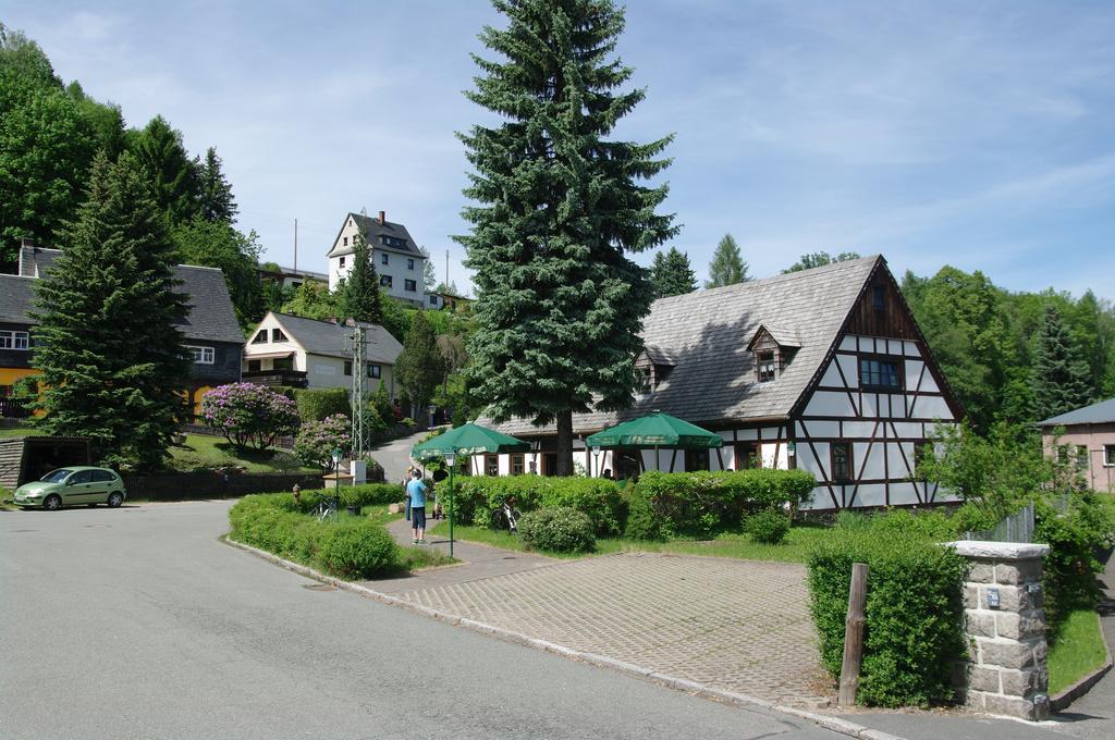 Wirtschaft&Pension Zum Huthaus Schneeberg  Zimmer foto